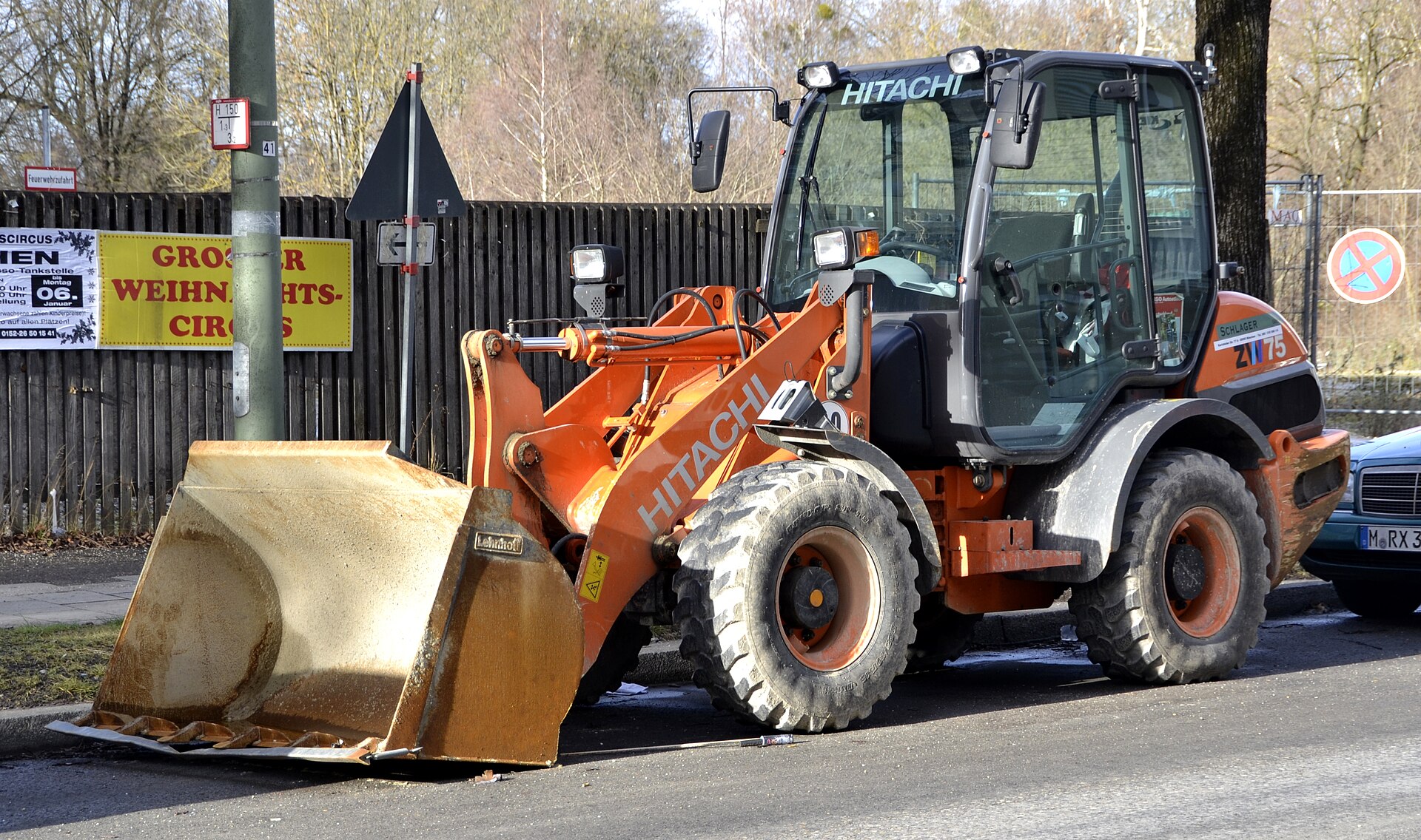 Hitachi Z-88 wheel loader